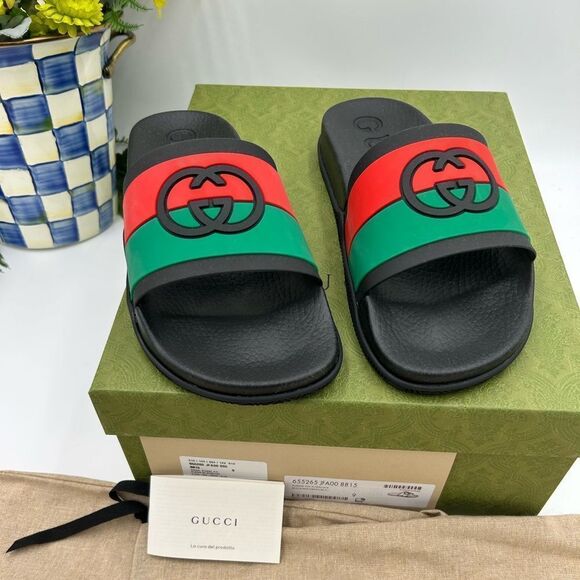 Men’s Gucci interlocking G Pool slides size 9, made in Italy - Picture 1 of 9